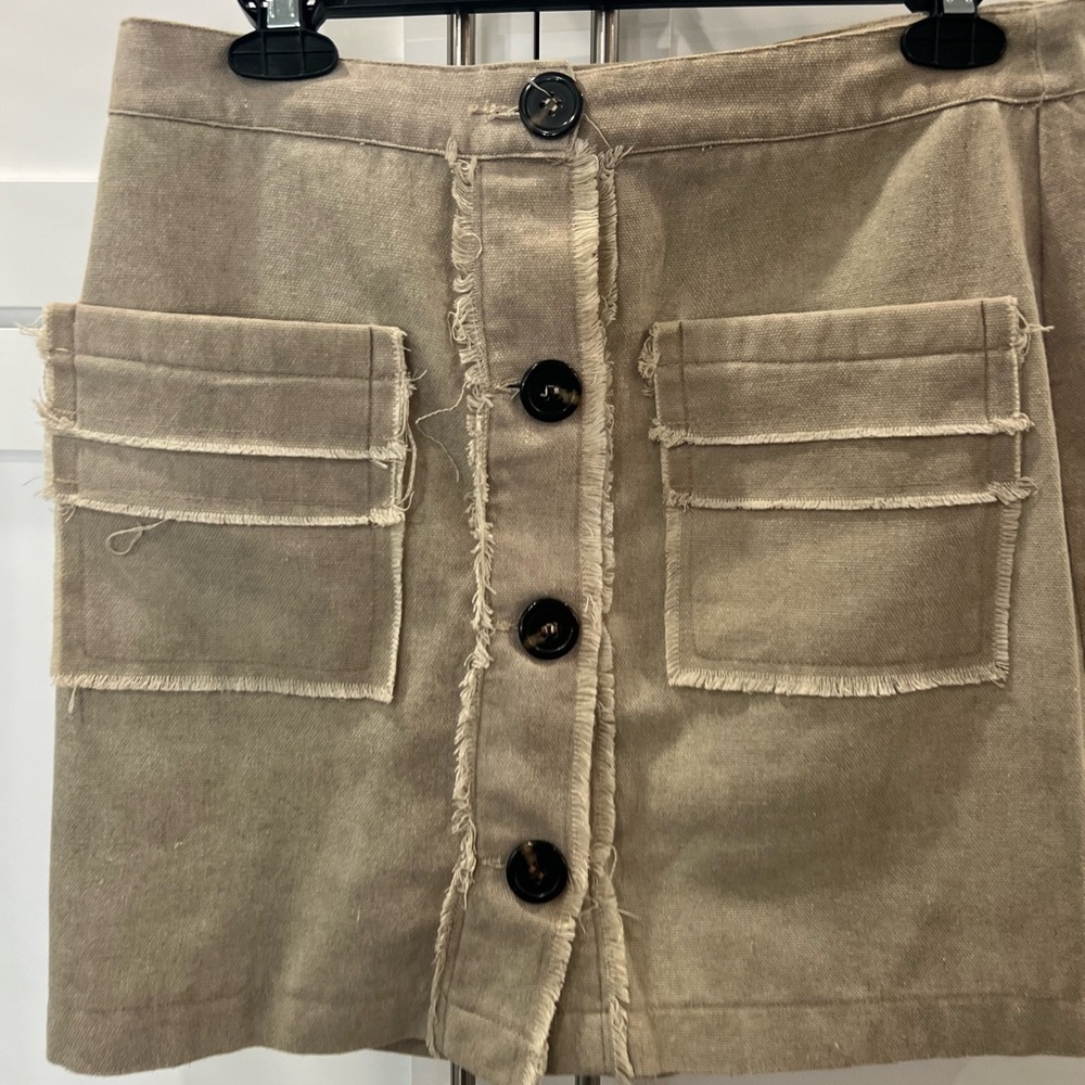 Women’s Skirt